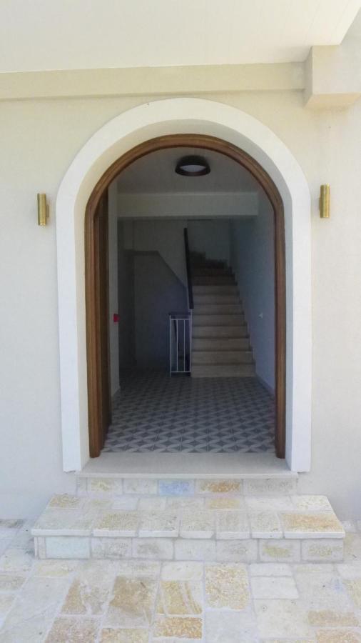 Caltabania Suites Áyios Nikítas 외부 사진