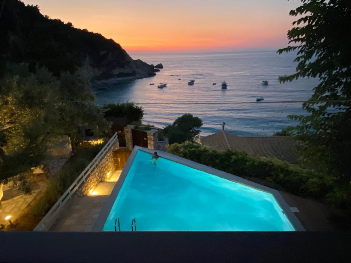 Caltabania Suites Áyios Nikítas 외부 사진