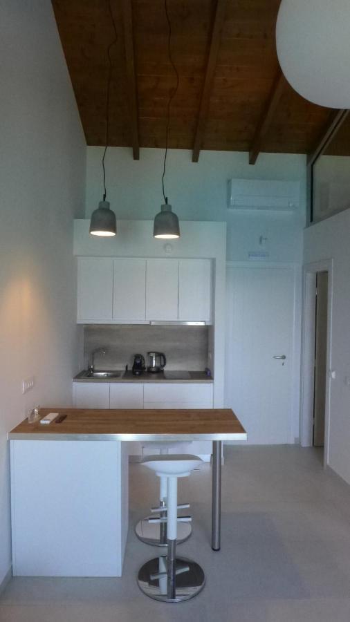 Caltabania Suites Áyios Nikítas 외부 사진