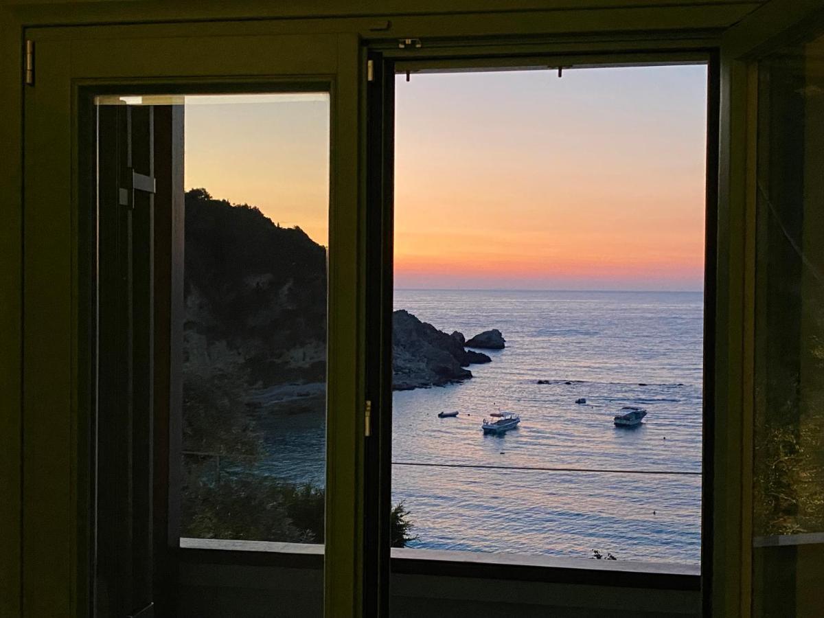 Caltabania Suites Áyios Nikítas 외부 사진
